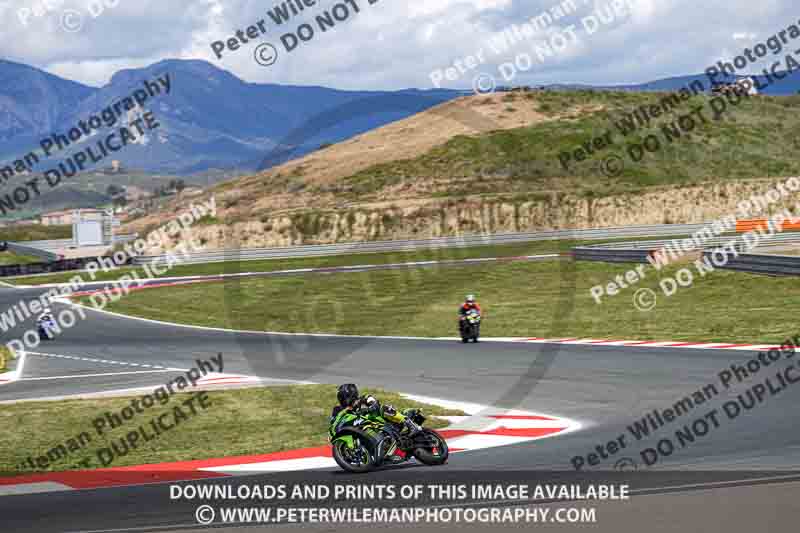cadwell no limits trackday;cadwell park;cadwell park photographs;cadwell trackday photographs;enduro digital images;event digital images;eventdigitalimages;navarra;no limits trackdays;peter wileman photography;racing digital images;trackday digital images;trackday photos